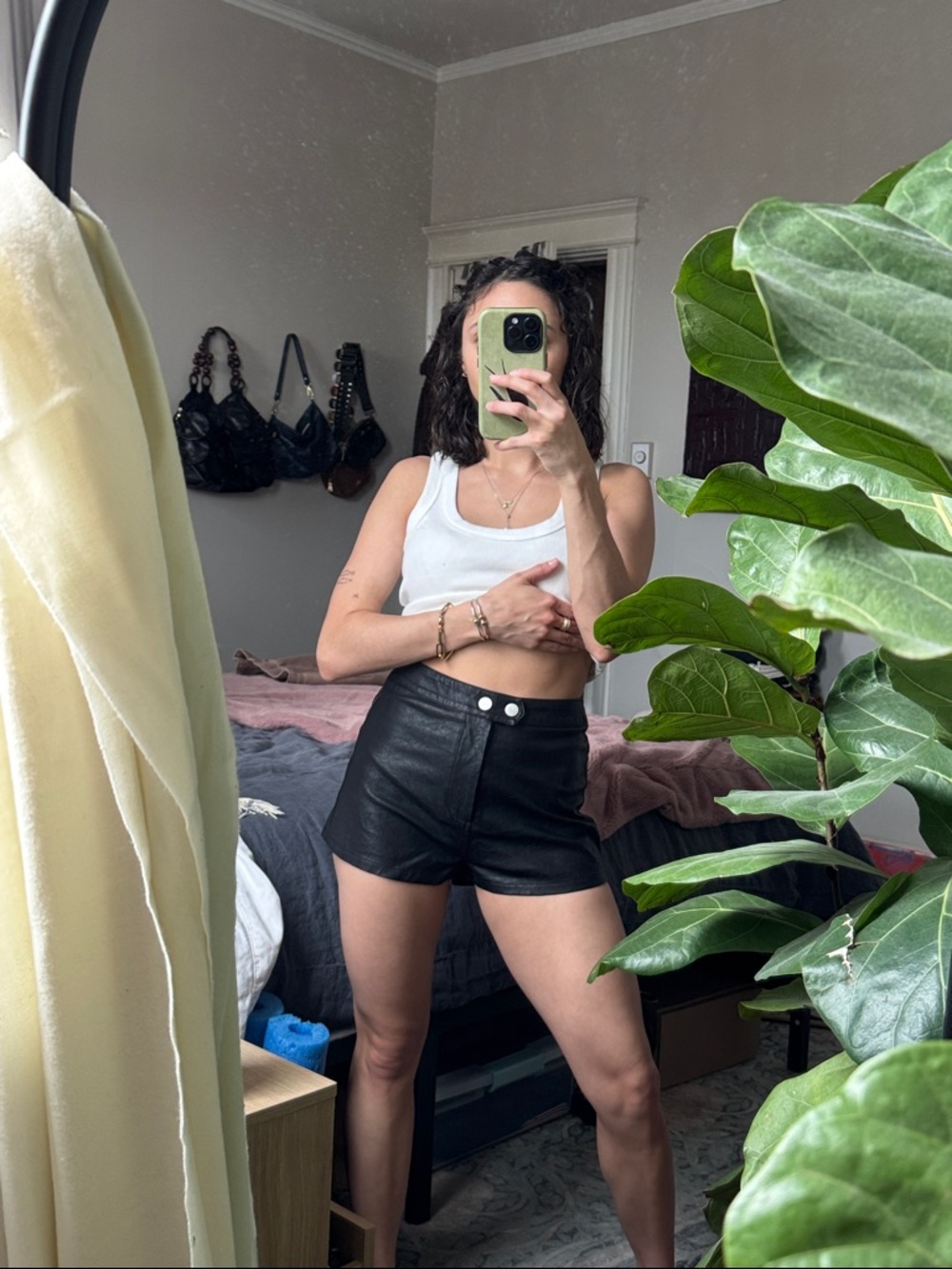 Super down leather shorts